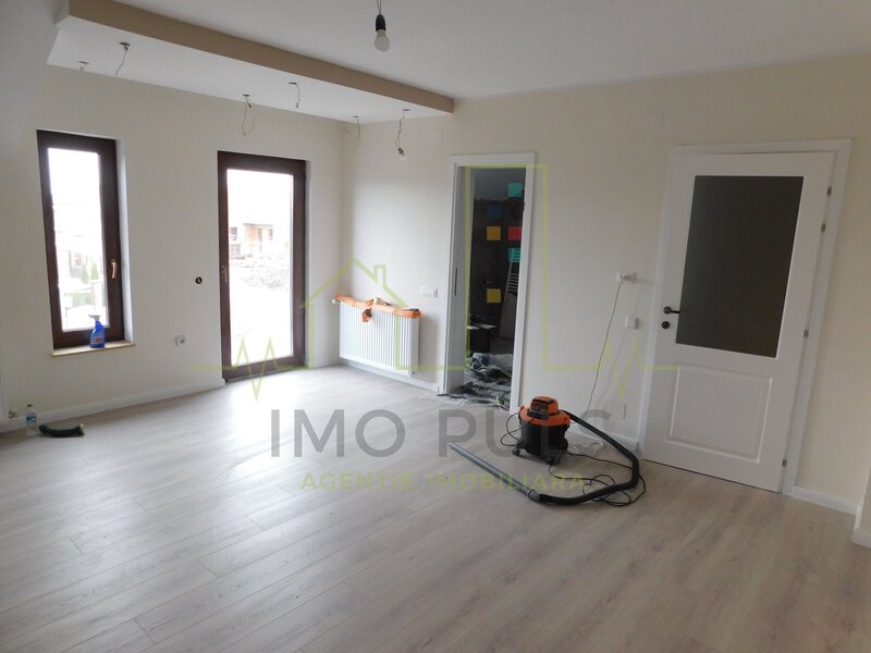 1/2 Duplex. Zona excelenta. Finisaje la alegere